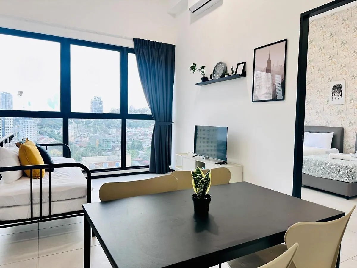 The Society Apartment George Town 3Br 10 Pax
